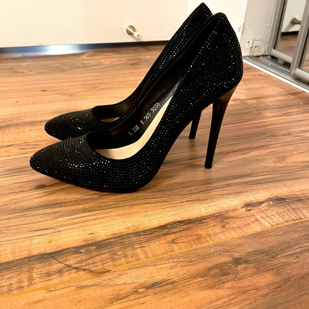 Beautiful shoes with rhinestones